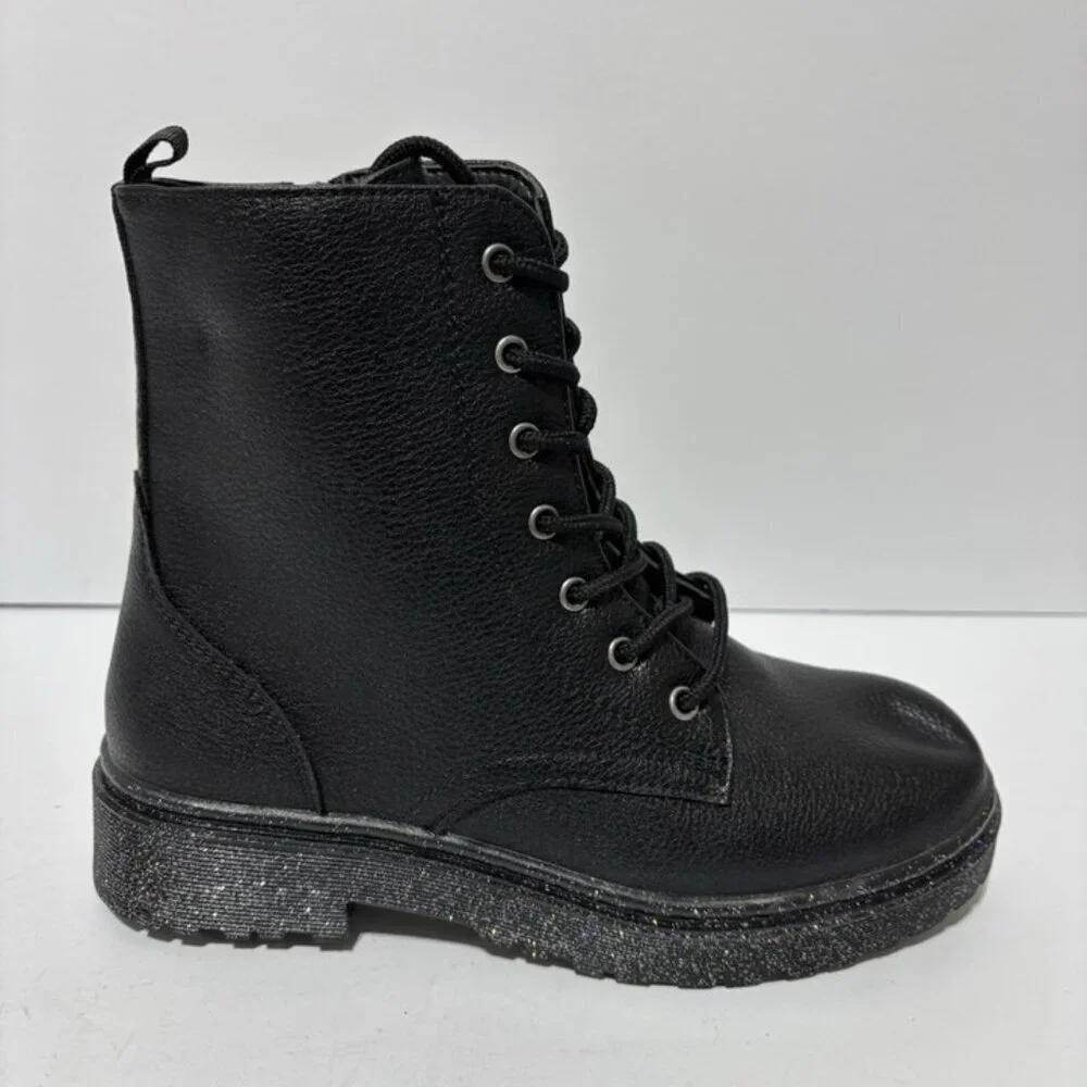 Sincerely Jules Big Kids’ Lil Harvey, Black Combat Boots, Girls’ Size 5 M